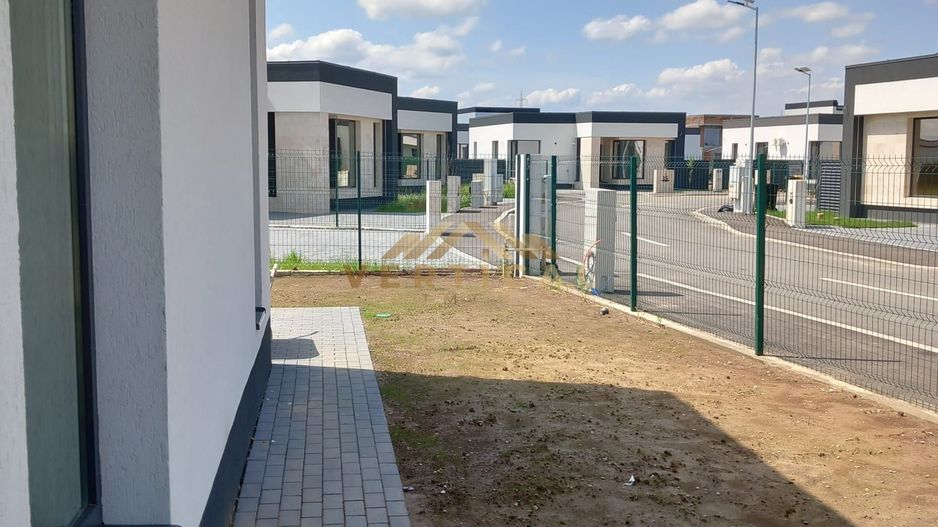 Vânzare Casa-3 camere- super moderna* dezvoltator Berceni/Vidra-Ilfov - Poză 10
