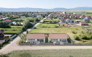 Case individuale Prejmer cu pompă de căldură și panouri fotovoltaice - Poză 11