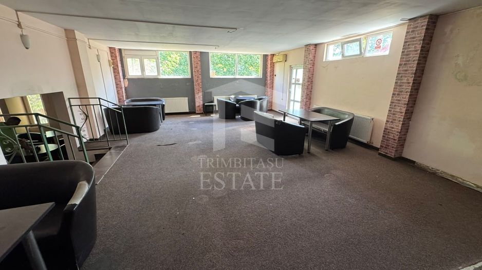 DE INCHIRIAT - SPATIU COMERCIAL CHIAR IN FATA PRIMARIEI SNAGOV - Poză 13