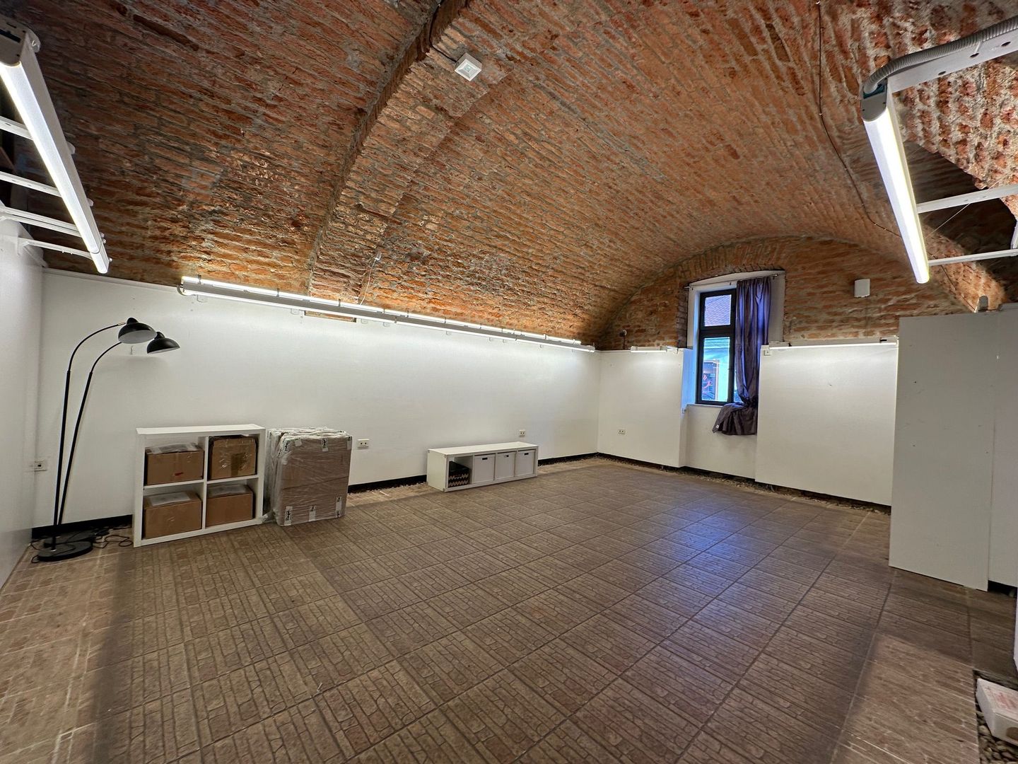 Spatiu comercial în Piața Unirii - 155 mp - Poză 24