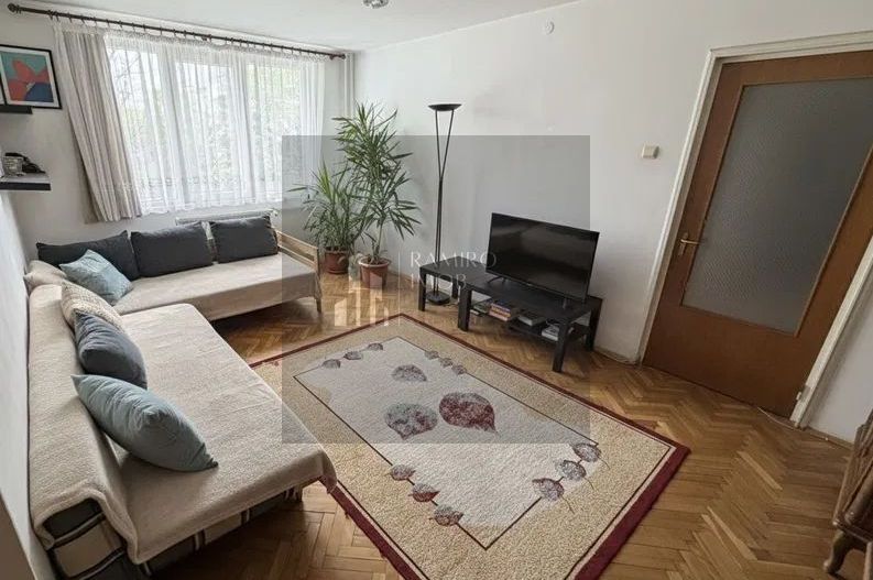 Apartament 3 CAMERE  - 5 minute metrou 1 Decembrie 1918 - Poză 2