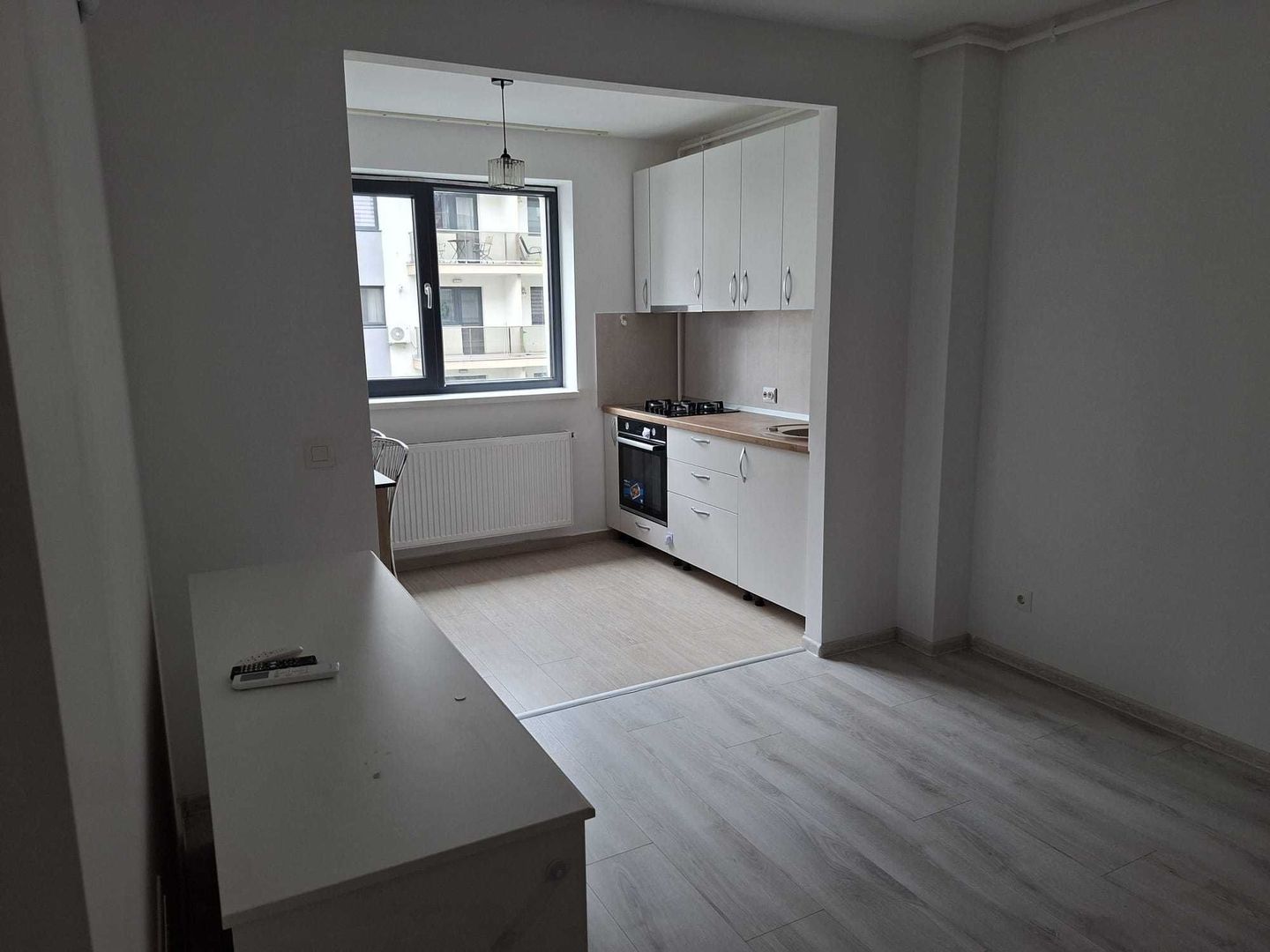 2 camere spatios, 2 min metrou, Hils Pallady, etaj 8, modern - Poză 2