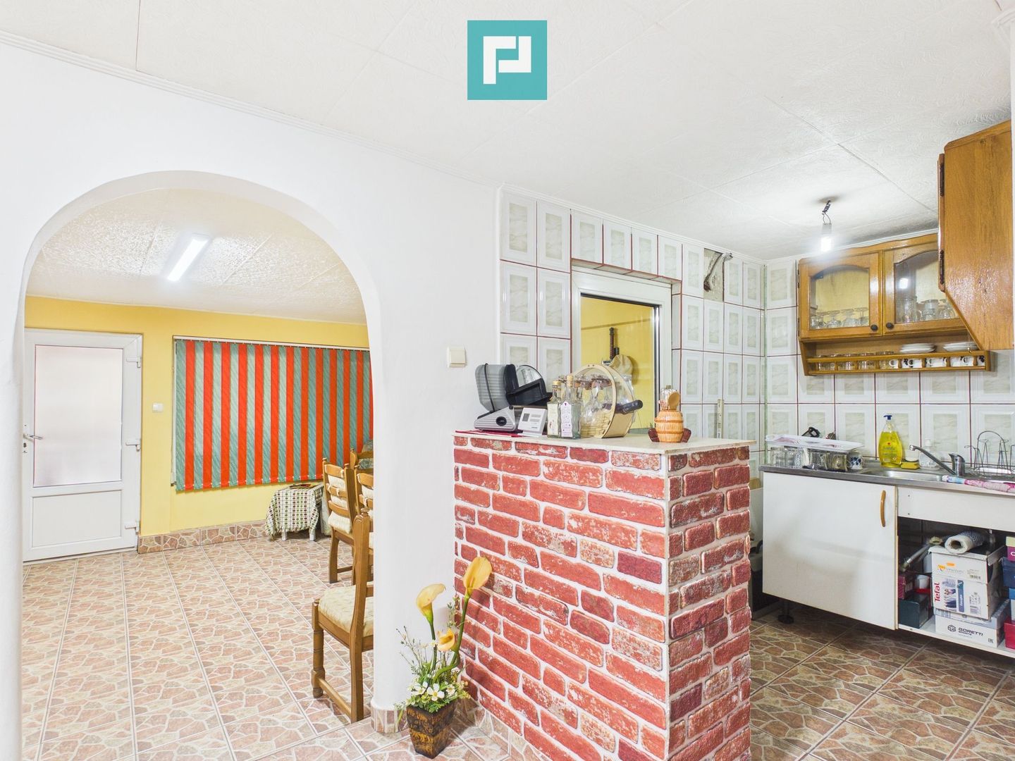 Casă la preț de apartament zona 3 Insule - Poză 3