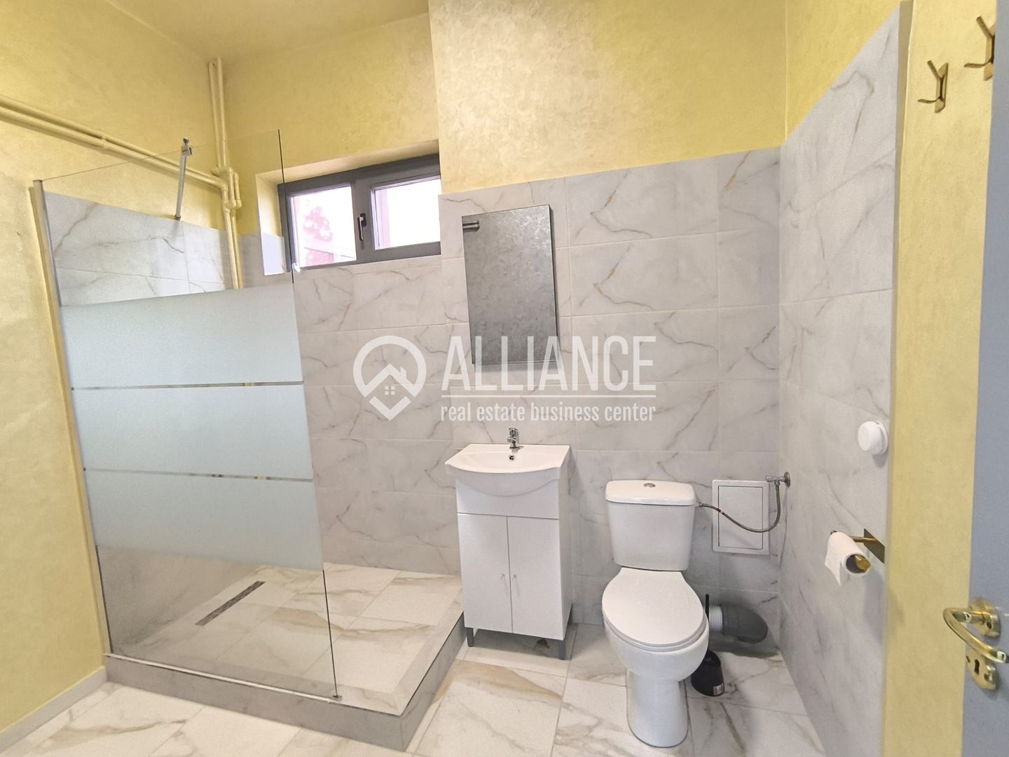 Capitol Bulevardul Mamaia Vila D+2E+M - Poză 18