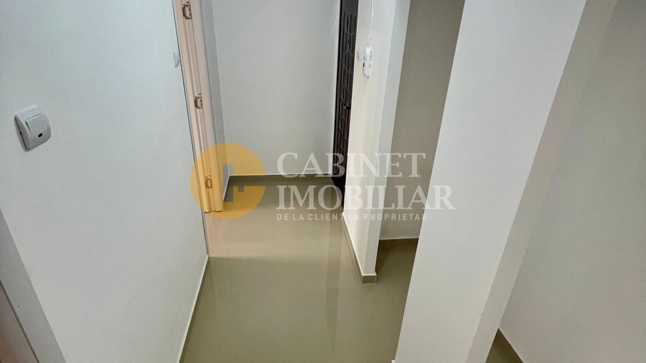 Apartament cu 2 camere - Etaj 1 - Bloc Fara Risc - Zona Primaveri - Poză 6