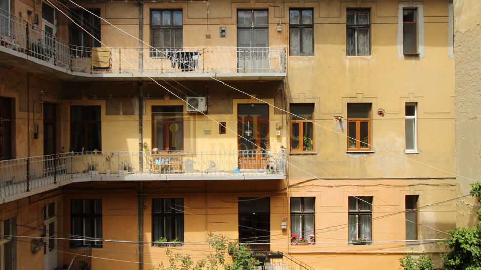 Zona Traian, 3 camere, centrala proprie - Poză 14