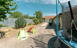 Casă cu teren 3332mp în Bătania - Poză 20