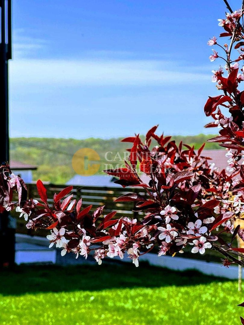 Casa spatioasa si moderna cu garaj, clasa energetica A, panouri solare - Poză 8