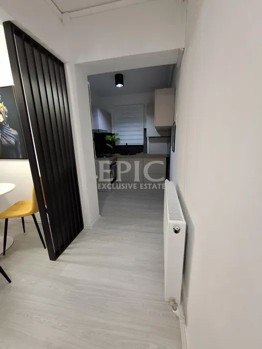 3 camere/Renovat/ Mobilat-Utilat Modern / Etajul 4/ Zona Dâmbu - Poză 2