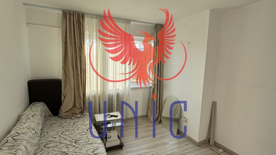 3 camere semidecomandate - 59 000 Euro - Poză 1