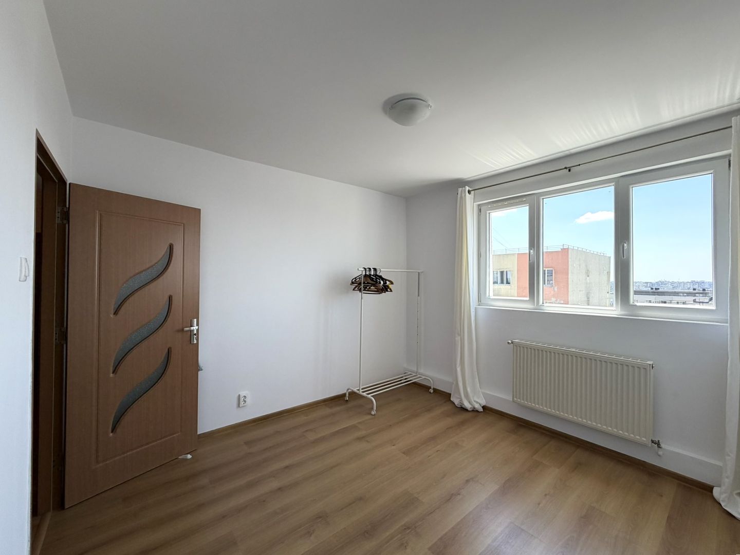 Apartament renovat, decomandat, luminos | Zona Dristor metrou - Poză 8