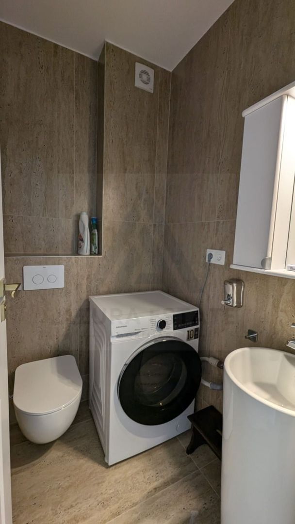 Apartament 3 camere 2 bai 70 mp utili terasa si parcare in Selimbar - Poză 12