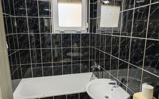 De închiriat apartament 2 cam. dec. – in H5, Parter, C.T, mobilat! - Poză 8