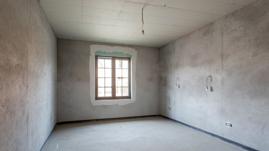 Casă / Vilă semifinisată cu destinații multiple zona centrală - Poză 8