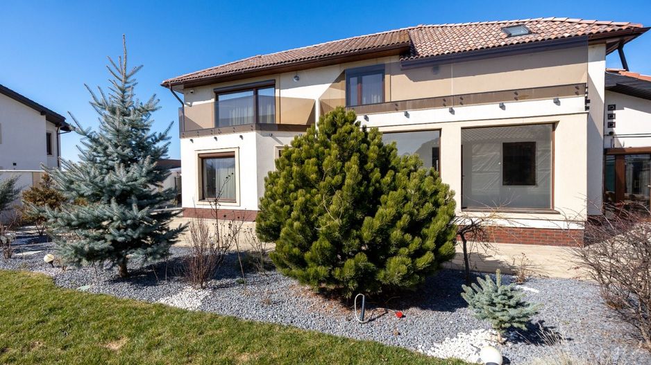 Casa 6 dormitoare+4 bai -1500 mp teren-Sacele - Poză 48