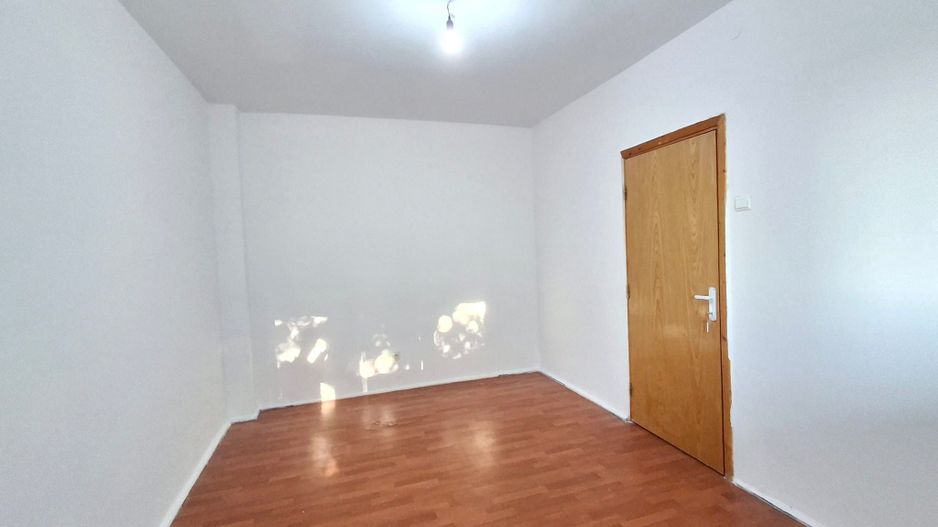 De Vanzare Apartament 2 Camere zona Doamna Ghica - Poză 5