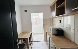 Apartament 2 camere de inchiriat, zona Bucovina. Pret 300€ - Poză 3
