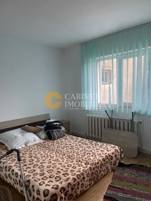 Apartament 3 Camere - 70 mp - Etaj intermediar -  Zona Alexandru Cel Bun - Poză 4