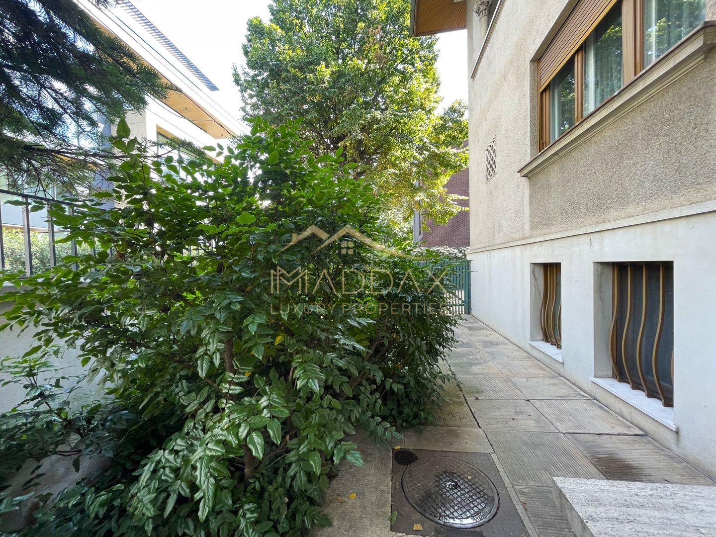 4 rooms ***203 SQM useful*** / 38 SQM terrace + garage / Primaverii - Poză 5