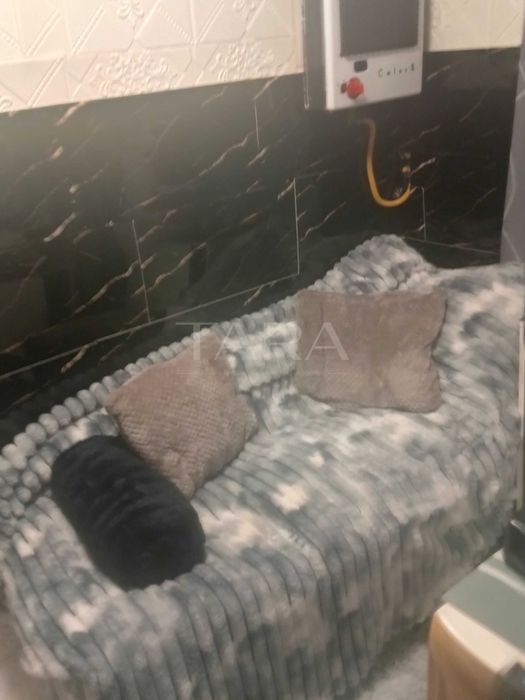 Garsonieră cu Baie – Centru, Demisol, Ideală ca Investitie - Poză 1
