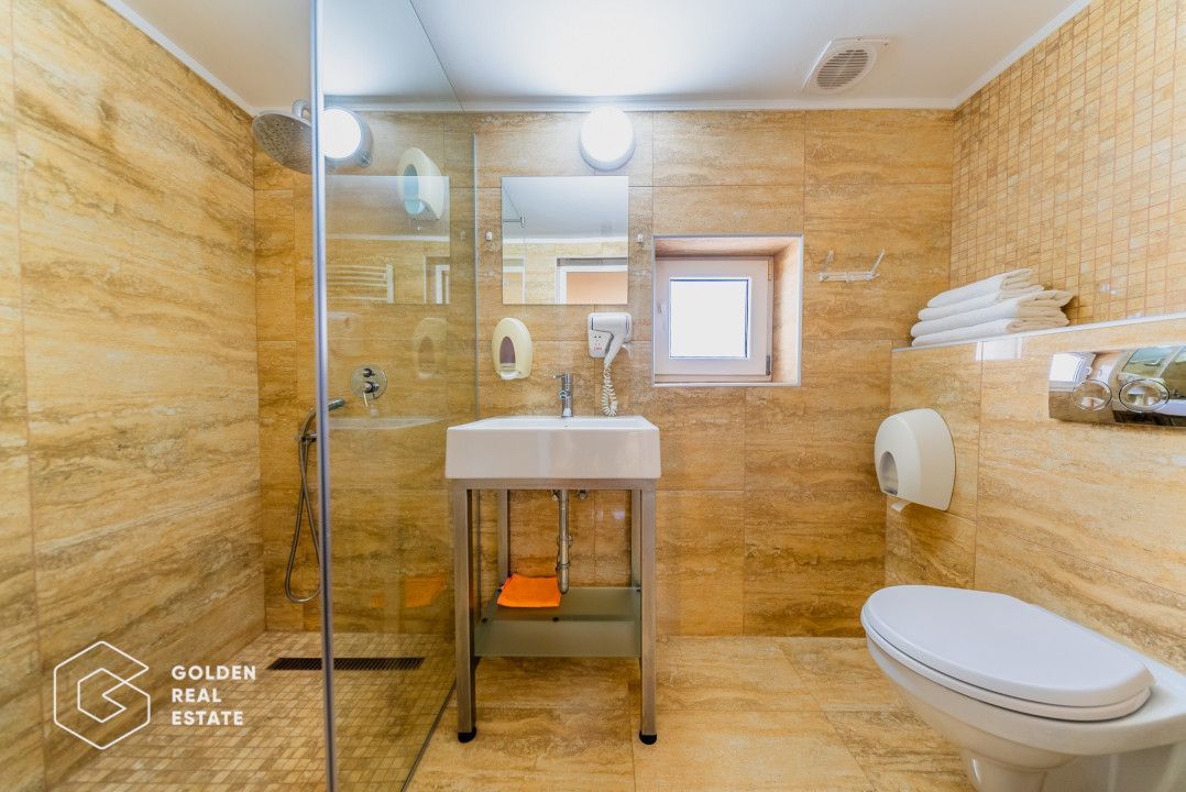 Vilă multifuncțională la cheie situată în Micalaca - Poză 13