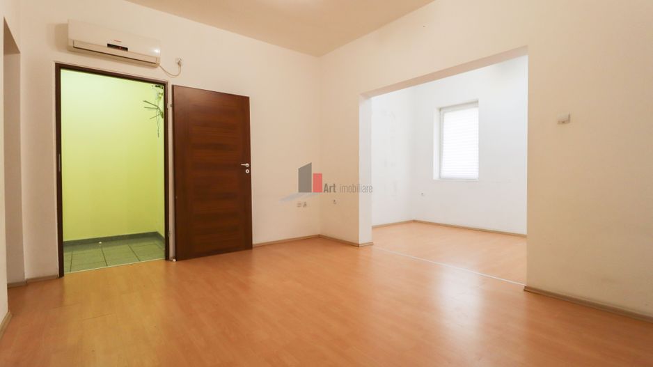 Spatiul "AVANOA", in vila CONSOLIDATA, 3-4 camere, FARA MENTENANTA - Poză 2