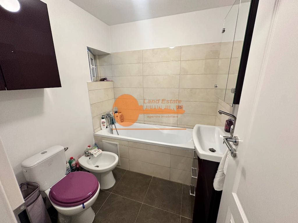 Apartamemt cu 3 camere in zona Rahova - Poză 6