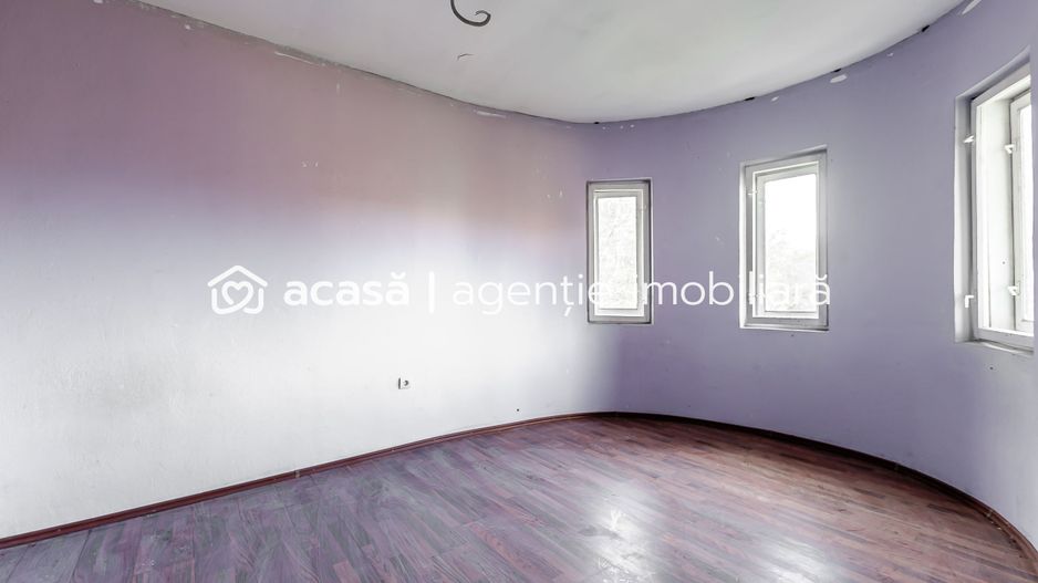 Casă în localitatea Miniș - Comision 0% la cumparare - Poză 9