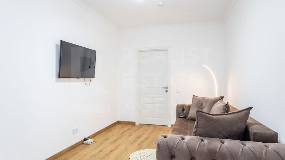 Chirie, apartament, 2 camere, strada Calea Ieşilor, Sculeni - Poză 8