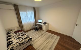 Apartament in vila cu curte  Dumbravita - Poză 8