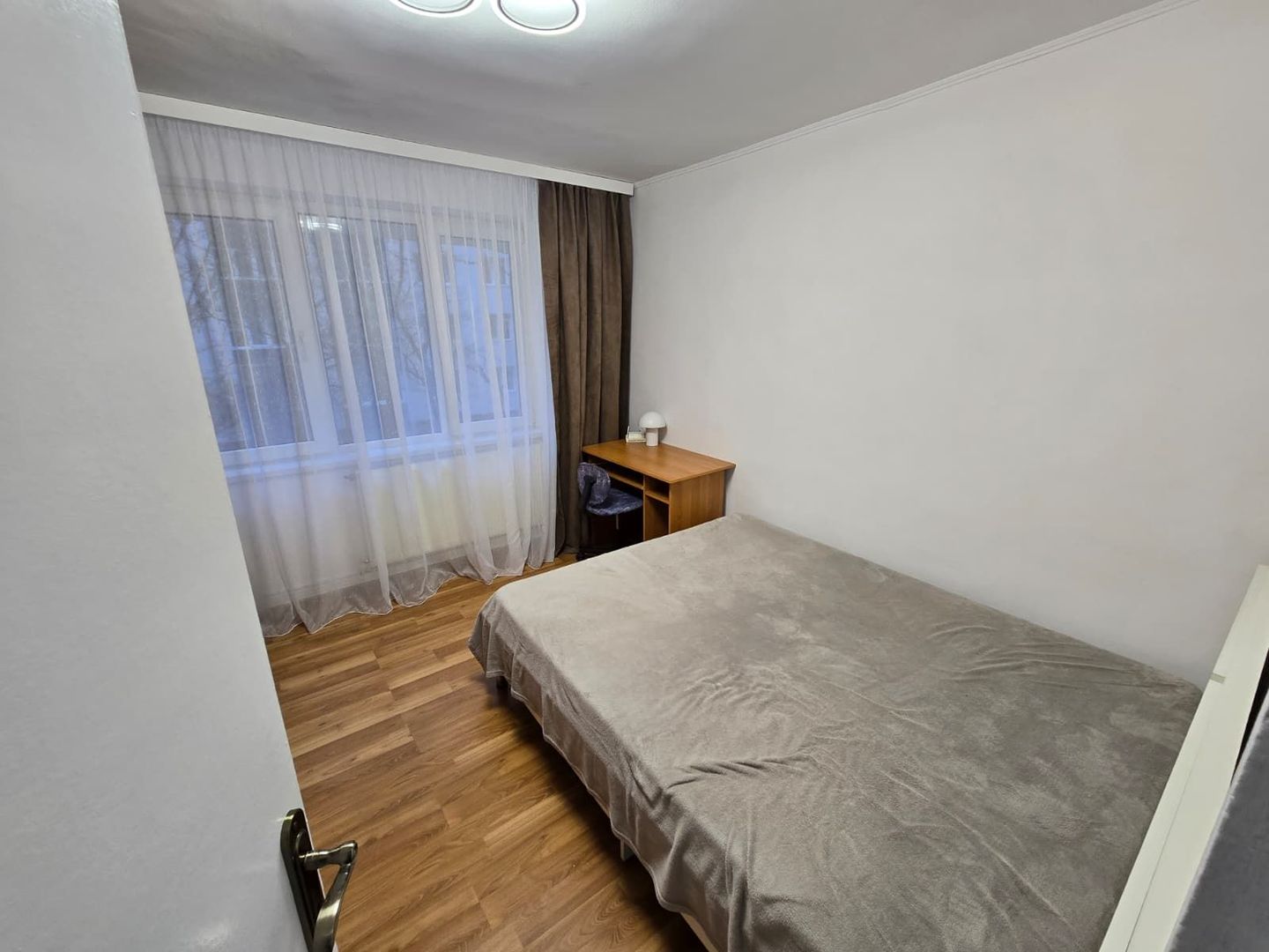 AP. 2 CAMERE MILITARI, CENTRALA, BUCATARIE INCHISA, METROU 5 MINUTE - Poză 7