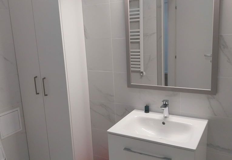 Apartament 1 cameră dec 42 mp + loc parcare Unirea Towers 400 euro - Poză 6