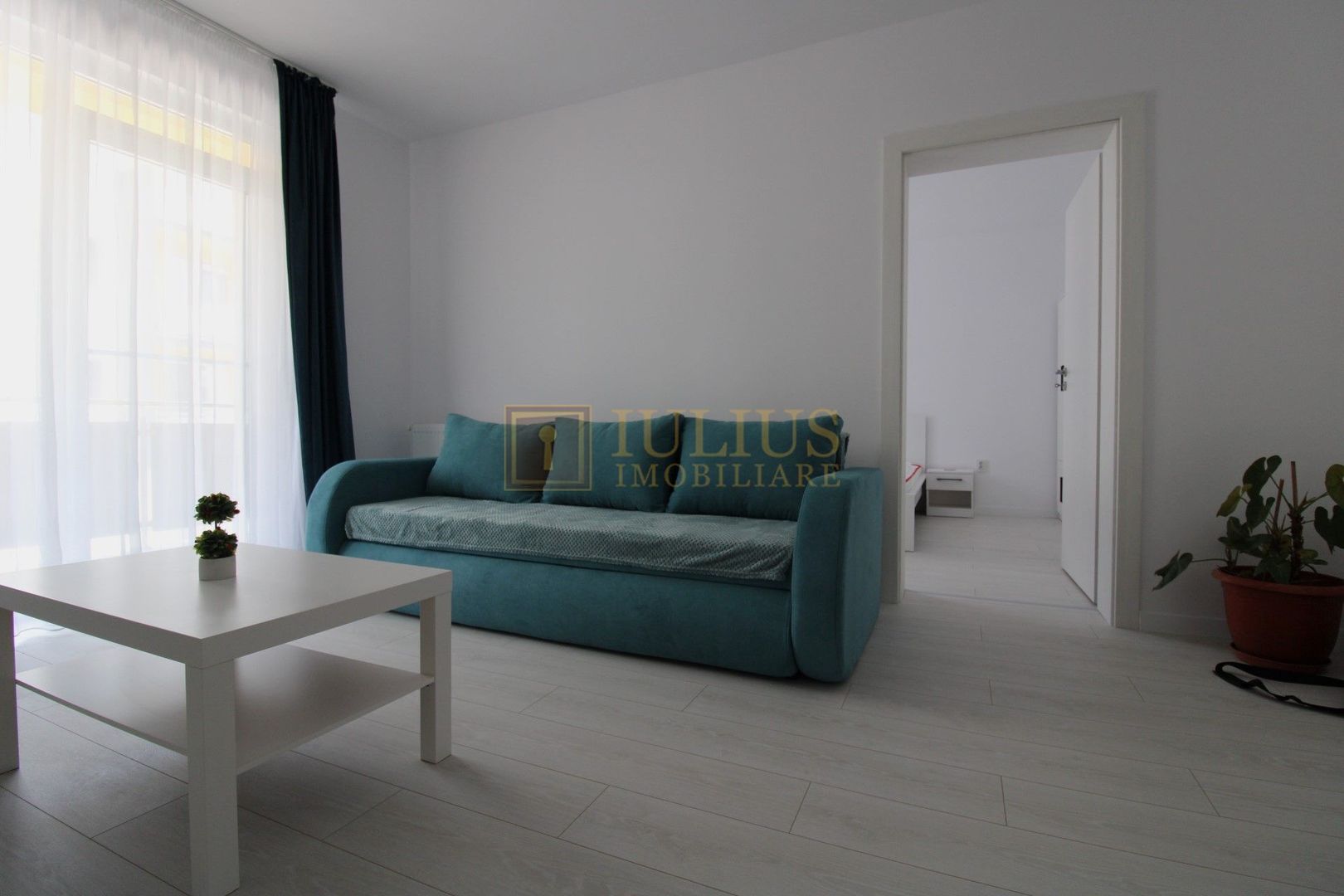 2 camere, bloc nou, loc de parcare, prima închiriere - Giroc - Poză 2