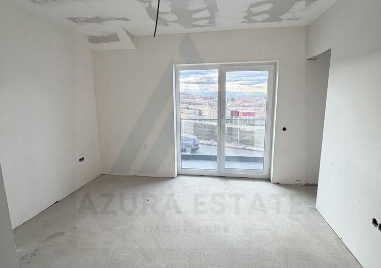 Casa modern 4 camere 2 bai 118.5 mp utili si teren 400 mp in Sura Mare - Poză 6