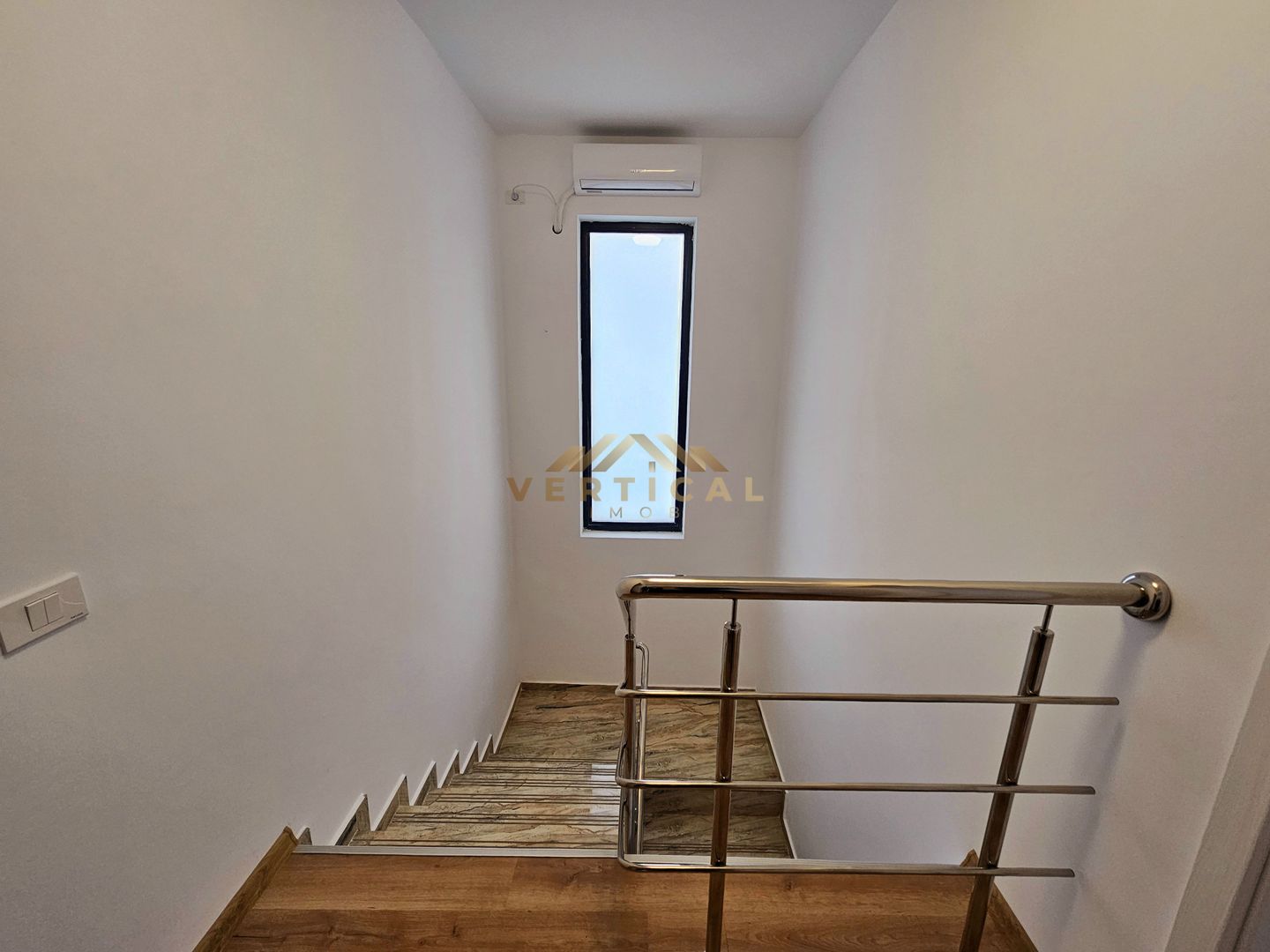 De inchiriat vila 4 camere - intrare comuna Berceni - Poză 9