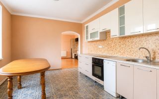 Cahul – Casă 3 Camere + Living | 139 m² | Teren 7.7 ari + Garaj | 95.000 € - Poză 8