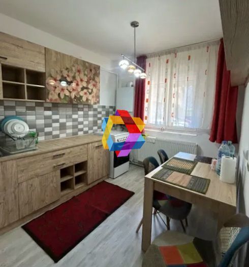 Apartament 4 camere de vânzare - zona Florilor/Craiter - 80 mp - plus-imo.ro - Poză 2