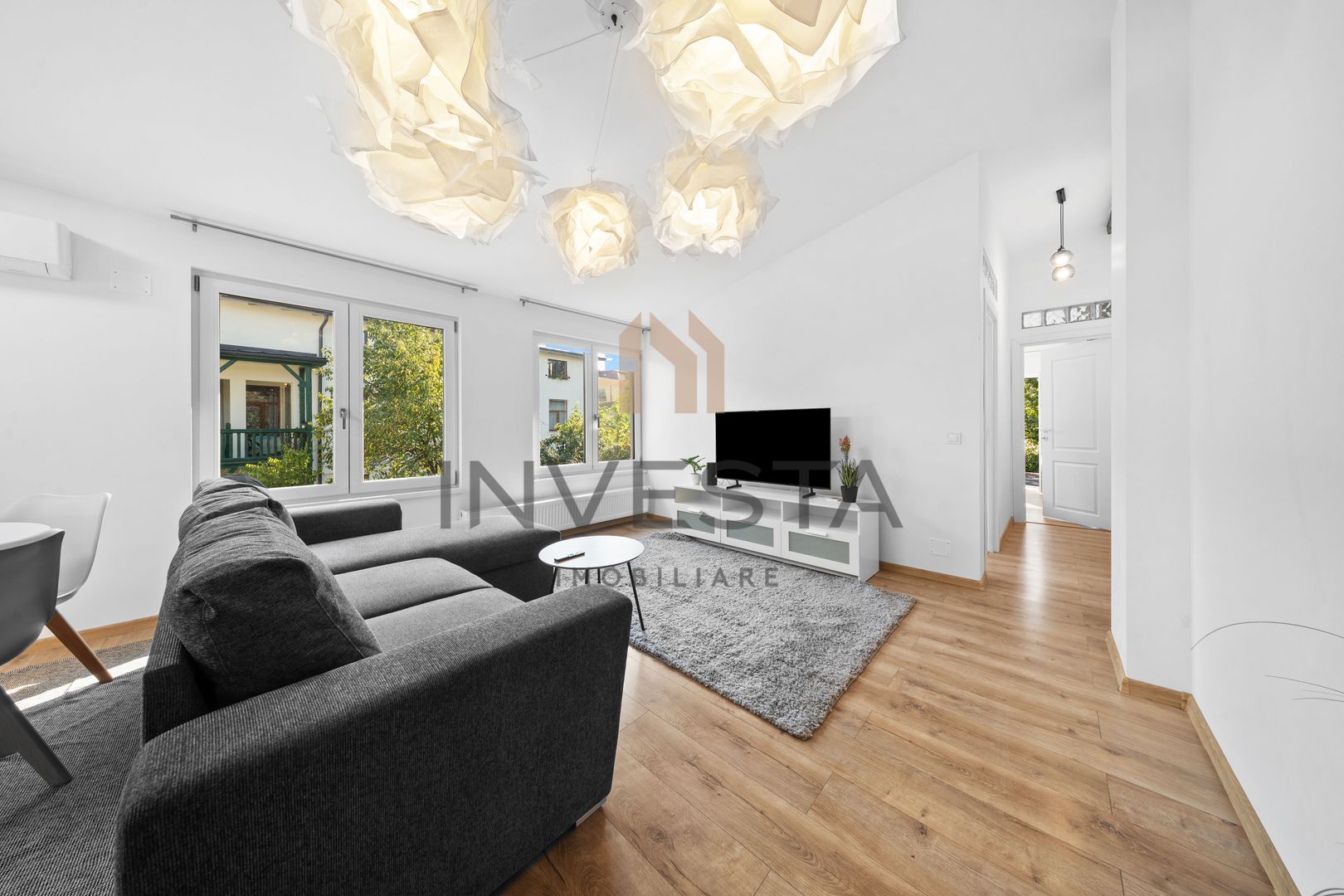 Apartament 3 camere cu 40 mp terasa, la 2 minute de Piata Unirii! - Poză 1
