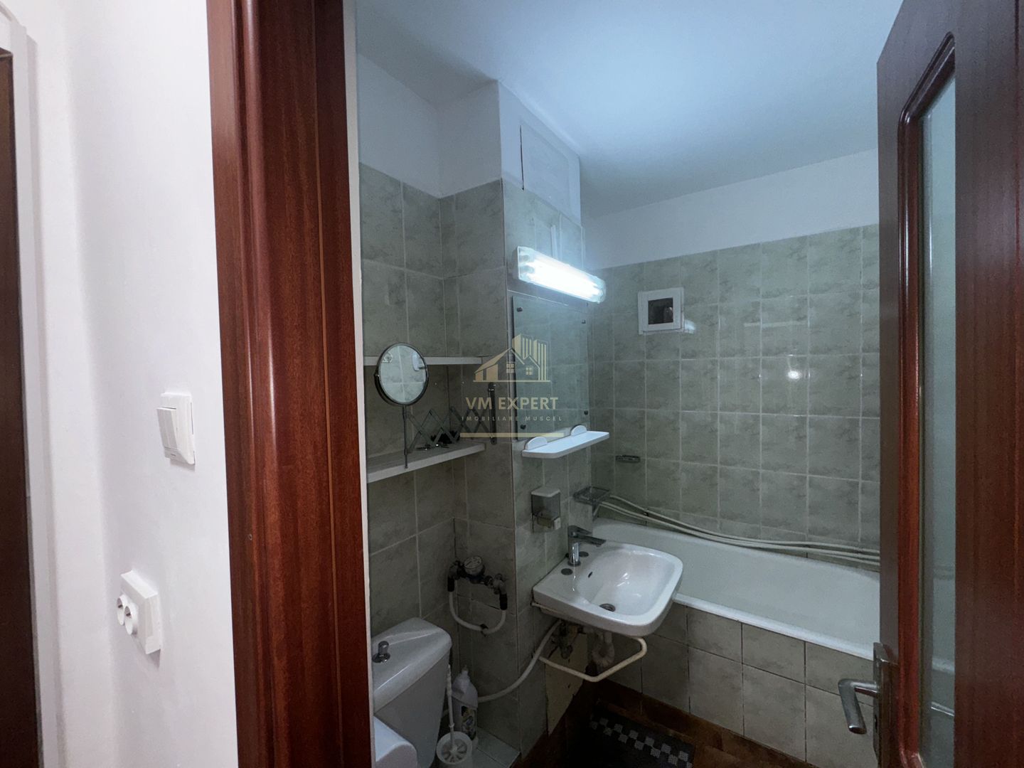 APARTAMENT 2 CAMERE PARTER VISOI - Poză 6