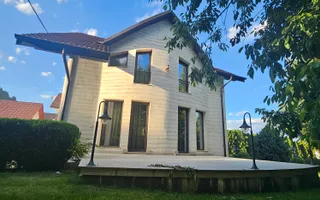 Casă premium D+P+E cu anexe si teren generos - Poză 42