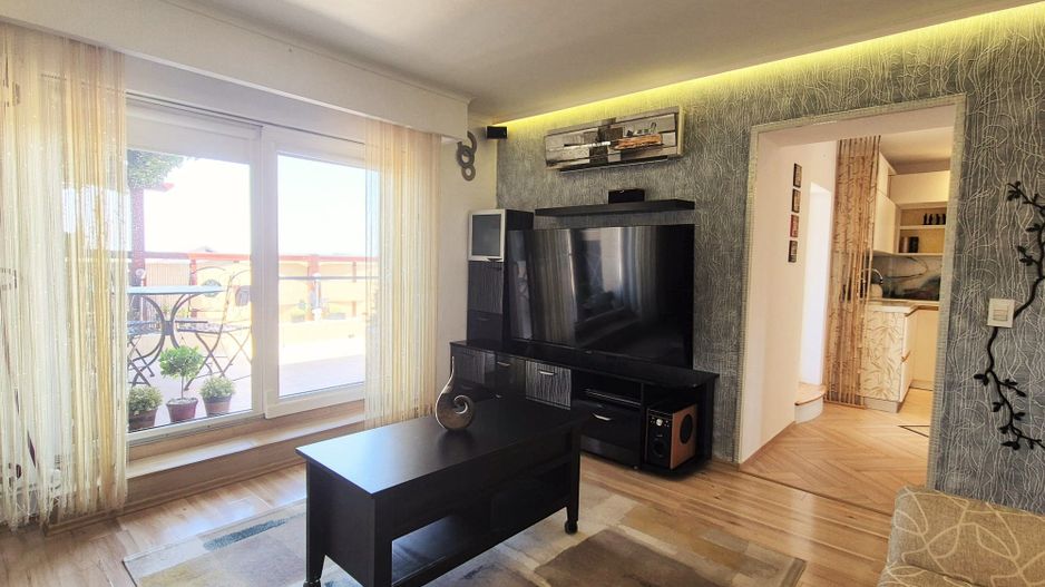 COMISION 0% - Apartament 2 camere renovat, mobilat-utilat, 53mp plus terasa20mp - Poză 9