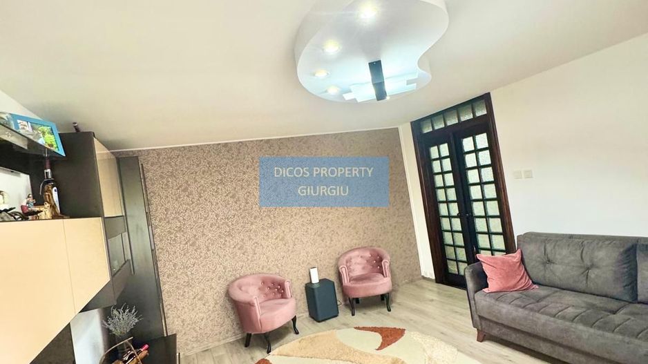 Apartament 3 camere, 72 mp utili, etaj 4/4 – Str. Negru Vodă, cu garaj - Poză 1