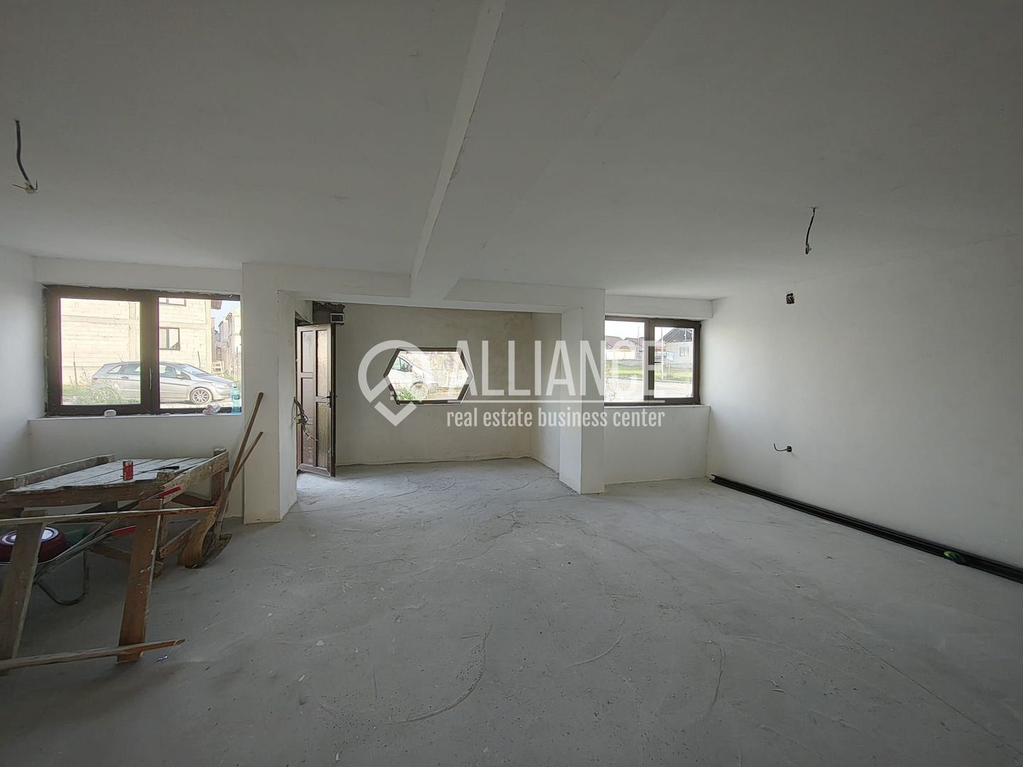 Valu lui Traian ( cod 02) - casa 4 camere zona F - Poză 3