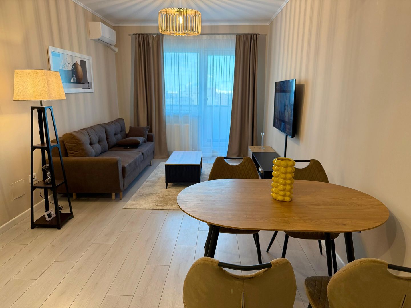 Apartament 2 camere | Prima închiriere | Metrou Păcii | Parcare inclusa - Poză 1