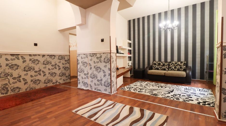 URGENT!, SOLIDA, CONSOLIDATA, BINE COMPARTIMENTATA, CURTE, NEGOCIABIL - Poză 2