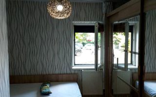 Apartament 2 camere modificat in 3 camere  parter cu balcon - Poză 9