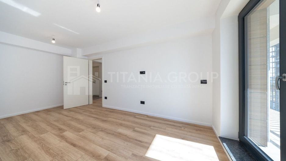Apartament 2 camere spatios 74 mp,  parcare,  Kasper Coresi - Poză 11