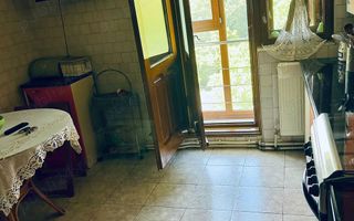 Apartament 2 cam  in zona Domneasca,et 4/4 - Poză 3
