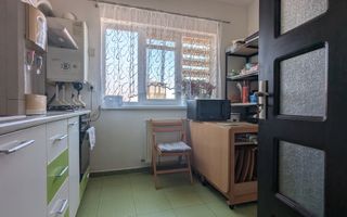 Apartament 2 camere, decomandat, loc de parcare, Drumul Fermei - Poză 10