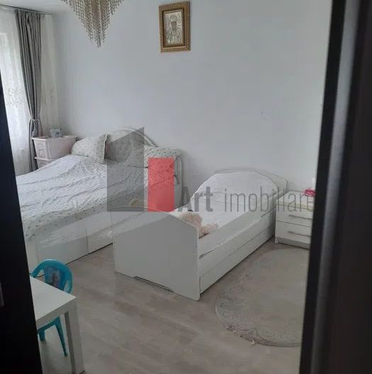 Ap. 2 camere, decomandat, Dristor, complet mobilat, modern - Poză 1